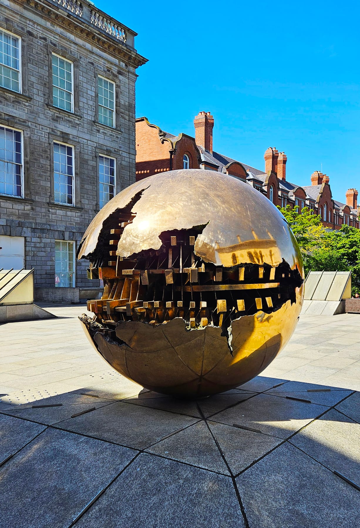 Trinity College Dublin
